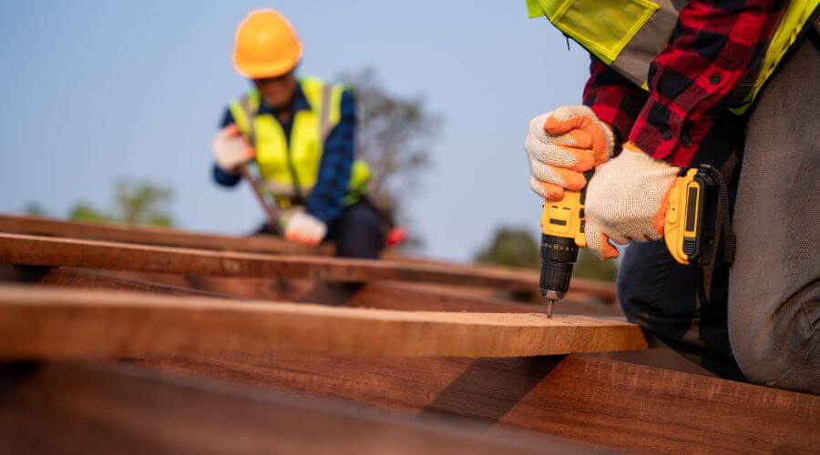 Expert tile roof repair services in Romayor, TX
